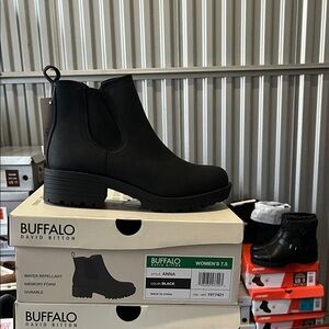 Buffalo David Bitton Women's Black Ankle Booties